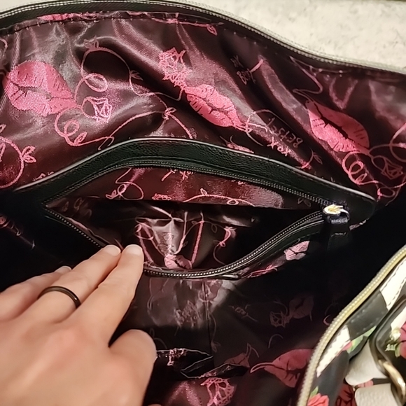 betsey johnson weekender travel bag - Picture 12 of 13